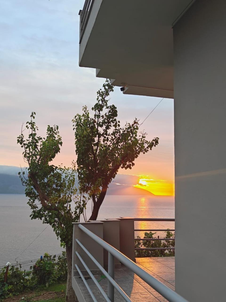Villa Del Mar Kanine ภายนอก รูปภาพ